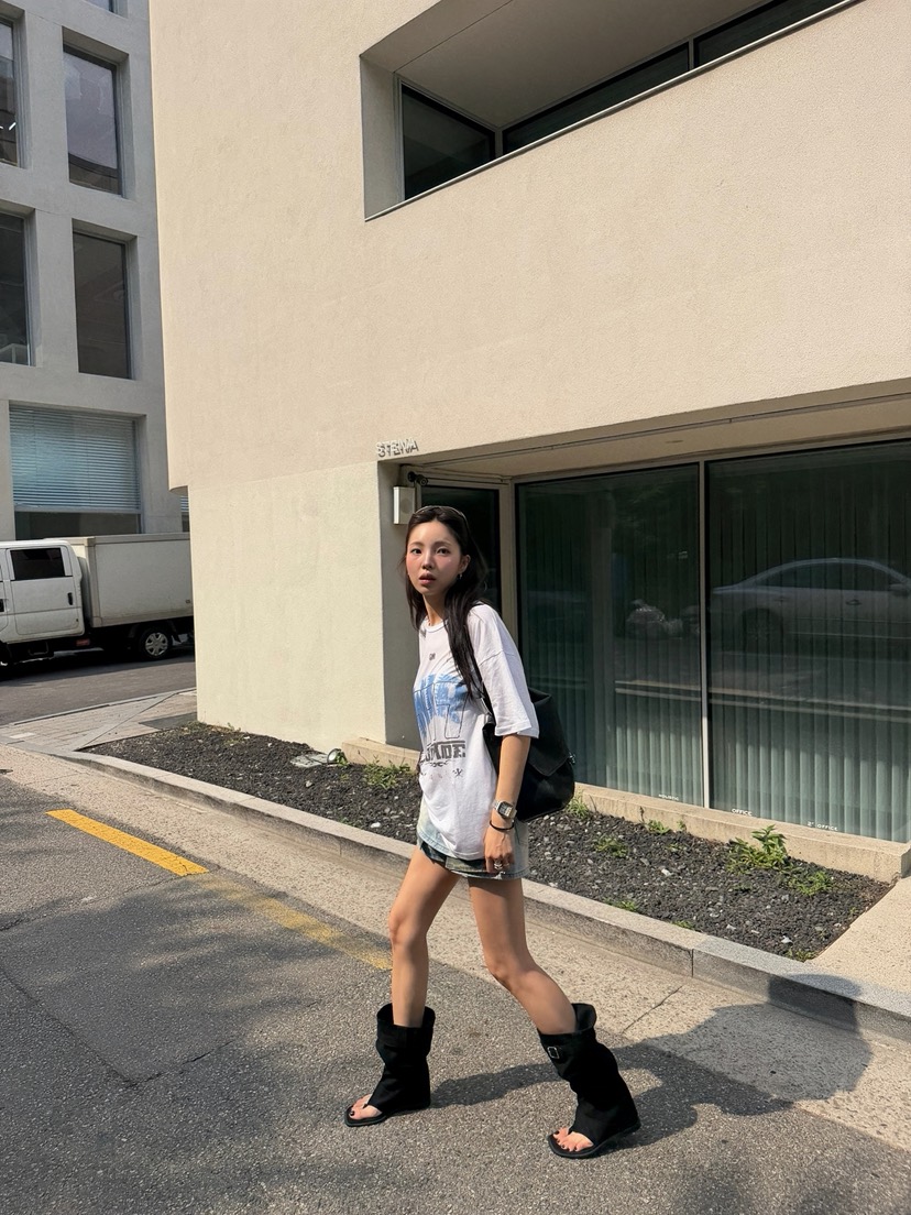 SOLAR韓國直郵實拍女裝新款26夏季熱賣推薦人氣休閑時尚T恤SOLART恤