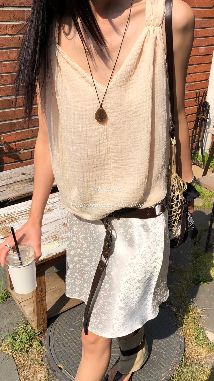OVER RICH韓國直郵實拍女士新品推薦時尚人氣休閑吊帶背心OVER RICH吊帶/背心