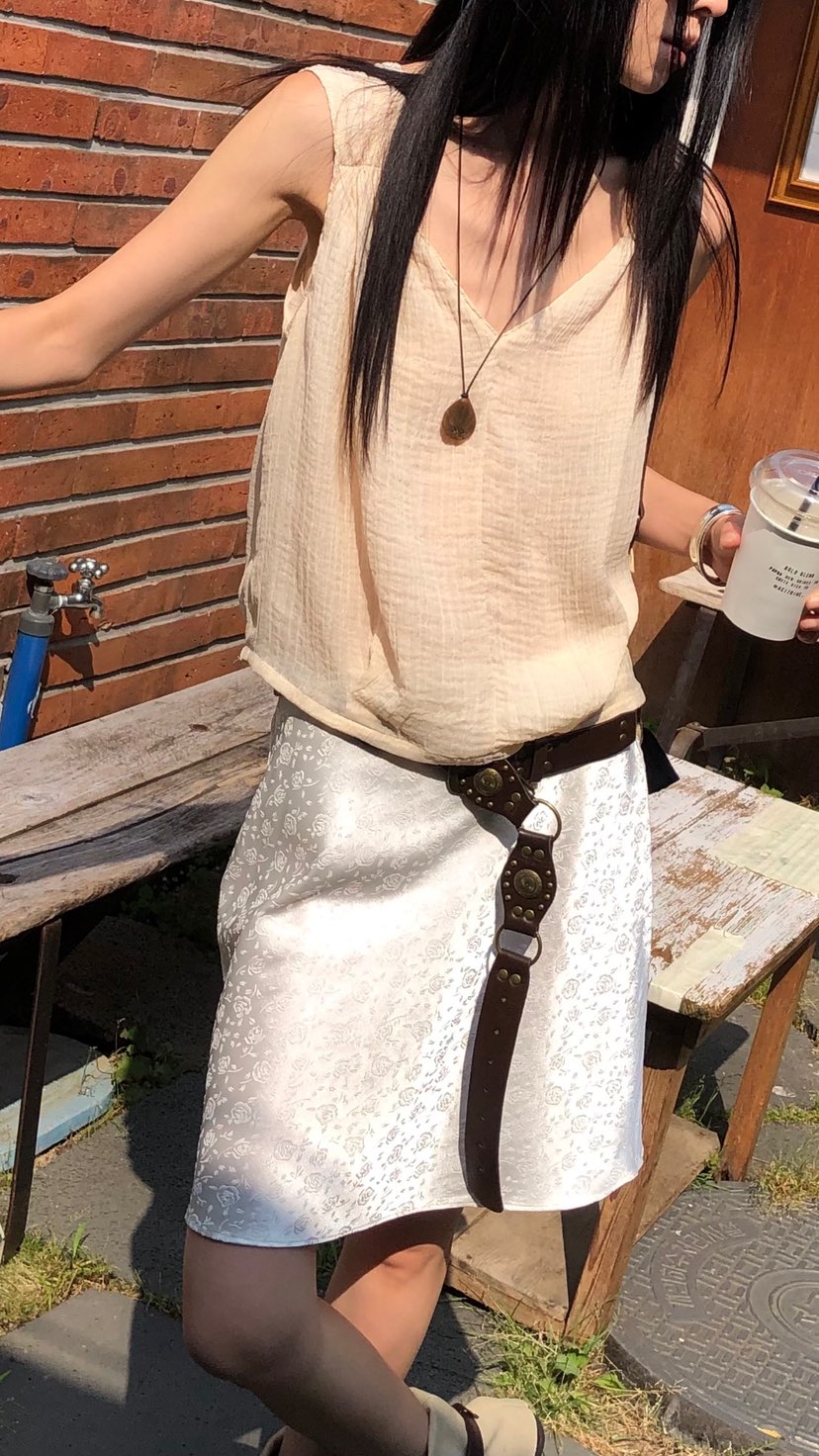 OVER RICH韓國直郵實拍女士新品推薦時尚人氣休閑吊帶背心OVER RICH吊帶/背心