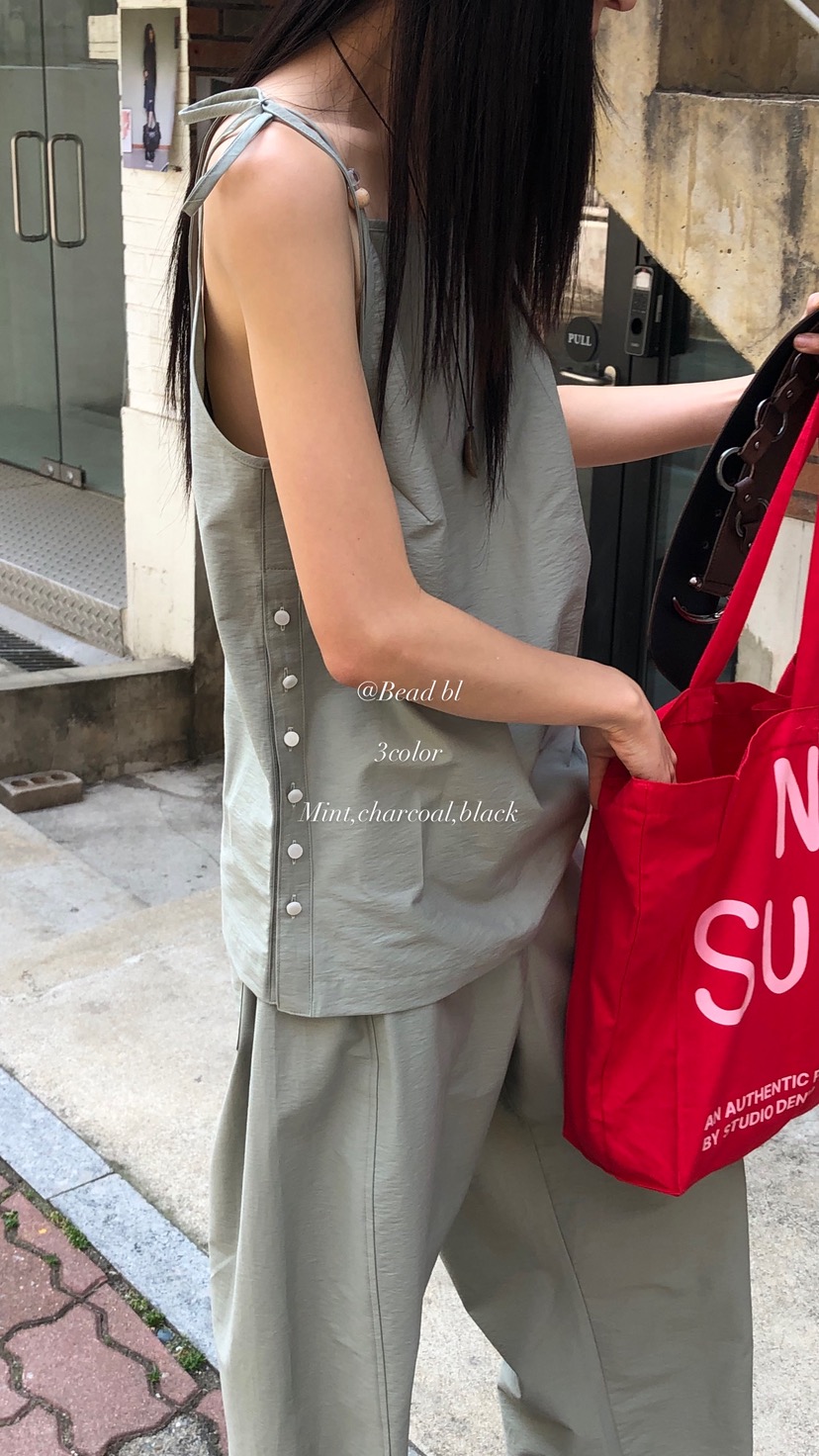 OVER RICH韓國東大門直郵女裝新品時尚吊帶背心串珠無袖OVER RICH吊帶/背心