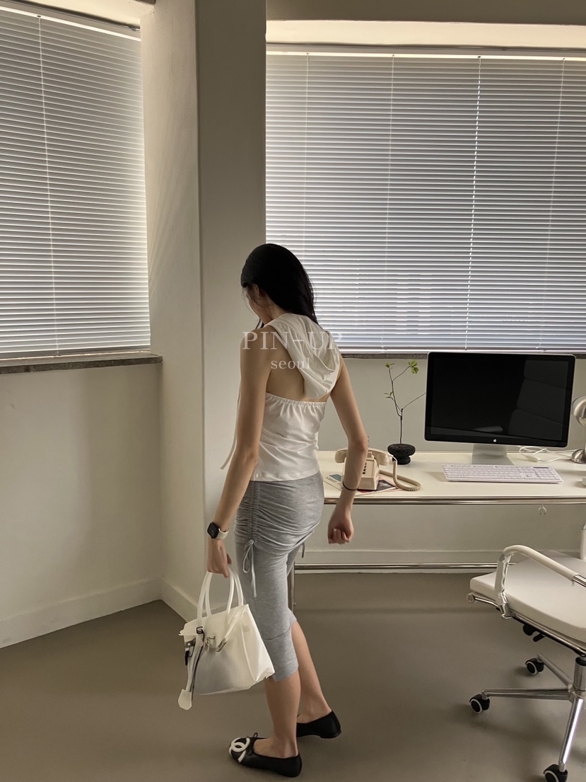 PIN-UP韓國東大門直郵女士新品時尚熱賣吊帶背心露背連帽PIN-UP吊帶/背心