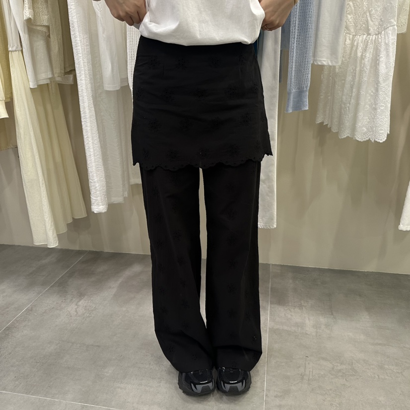 URBANSTORY/REMAKING韓國代購女士新品人氣26夏季裙褲刺繡Remaking/URBANSTORY裙褲圖色2