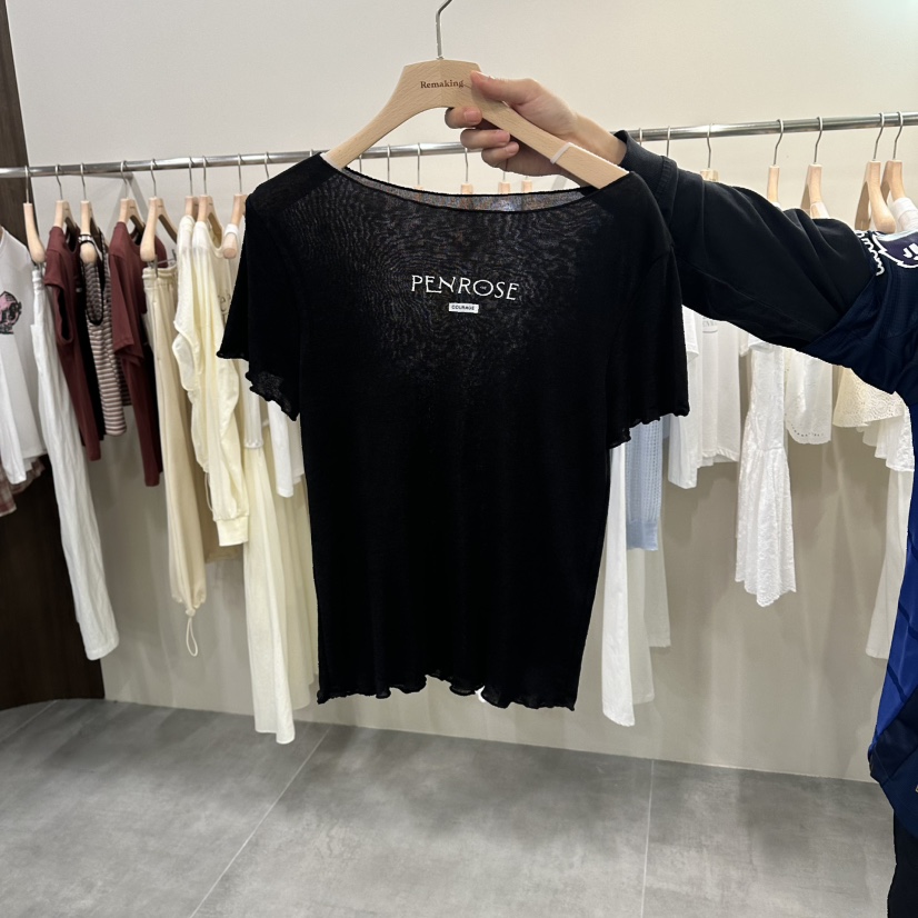 URBANSTORY/REMAKING韓國東大門直郵女裝新款T恤不含染色Remaking/URBANSTORYT恤圖色2