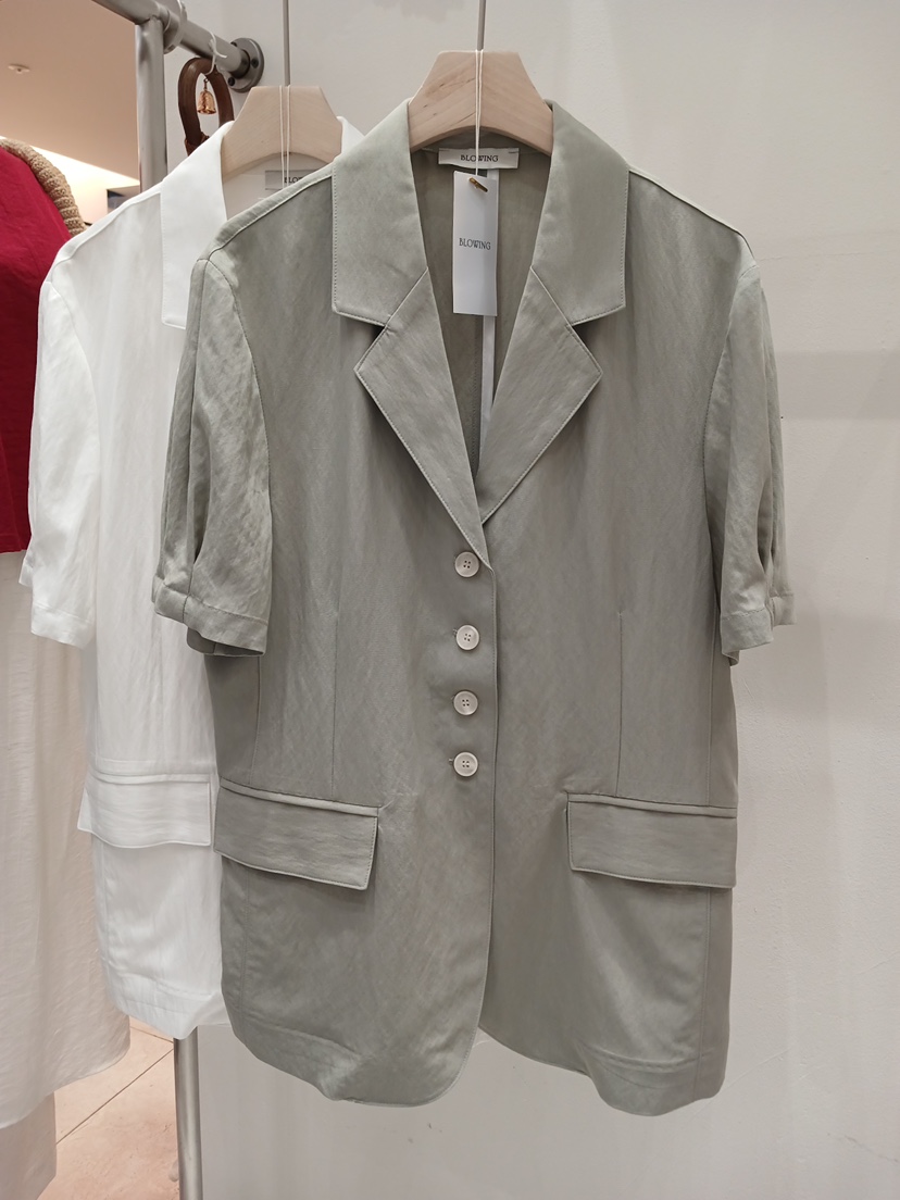 BLOWING韓國直郵實拍女裝新品休閑26夏季時尚人氣西裝西服BLOWING-2件起西裝/西服圖色2