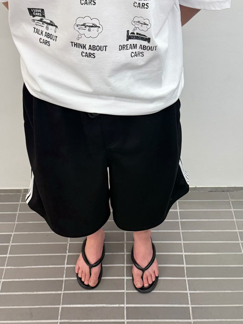 WELLDONEMINED韓國直郵女士新款休閑時尚熱賣短褲男女同款WELLDONEMINED短褲圖色1