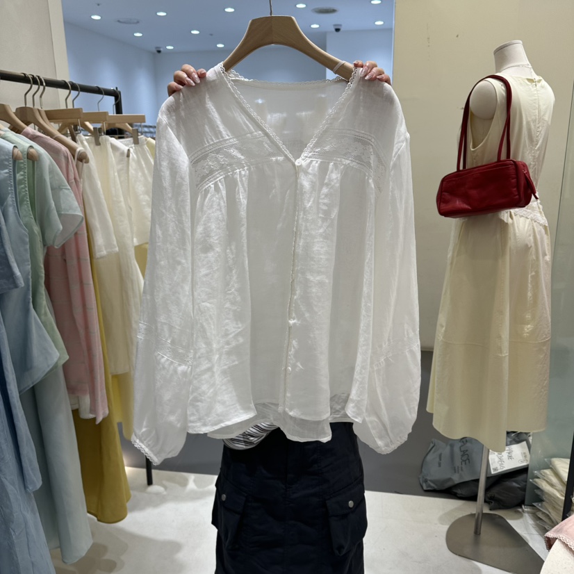 AURA韓國代購女裝新品推薦熱賣26夏季休閑時尚襯衫蕾絲衫Au ra襯衫/蕾絲衫圖色1