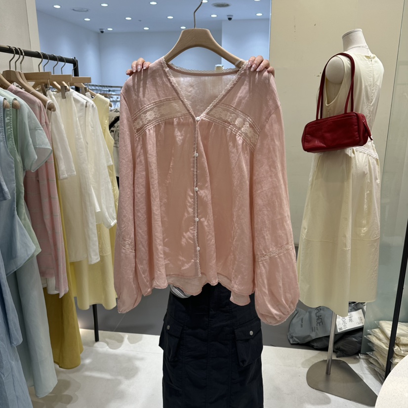 AURA韓國代購女裝新品推薦熱賣26夏季休閑時尚襯衫蕾絲衫Au ra襯衫/蕾絲衫圖色2