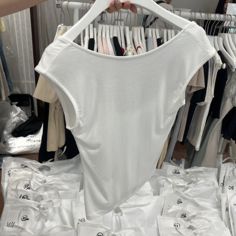 UNDERSTANDING韓國直郵女士新品熱賣休閑吊帶背心露背無袖UNDERSTANDING吊帶/背心圖色1