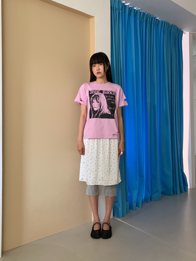 MORE THAN-P東大門實拍韓國女士新款26夏季時尚熱賣T恤MORE THANT恤