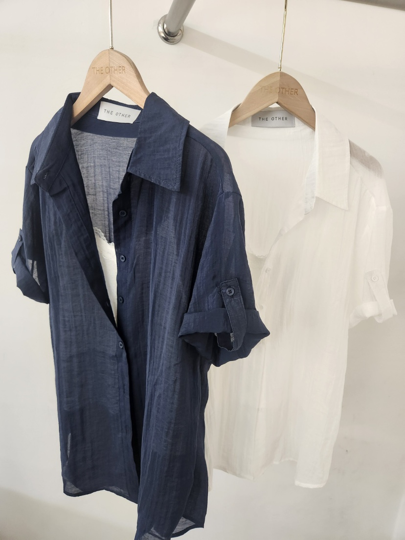 THE OTHER東大門實拍韓國女裝新品26夏季襯衫蕾絲衫不含內搭V領透視蕾絲THE OTHER襯衫/蕾絲衫