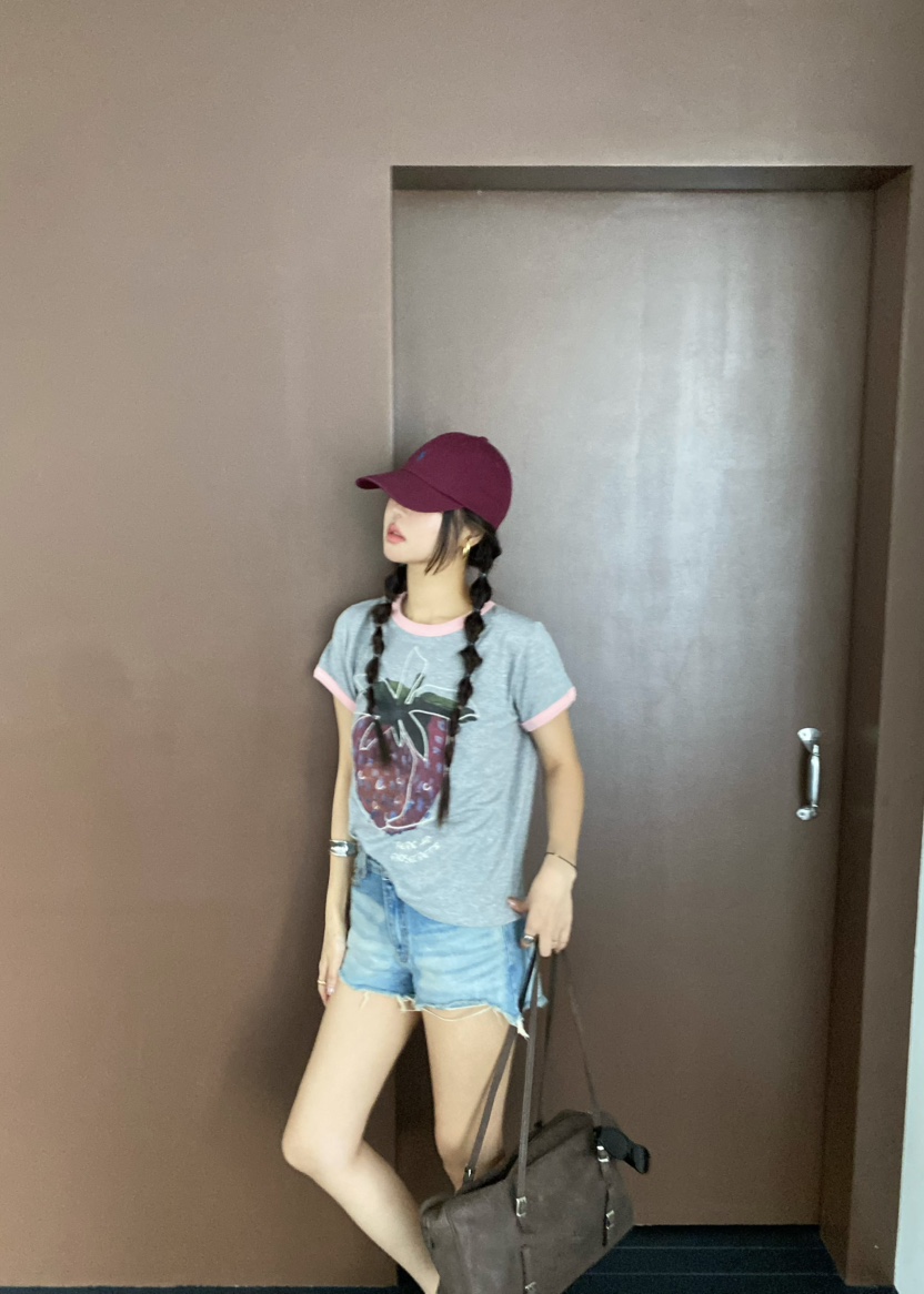 OUPPT韓國東大門直郵女裝新品時尚人氣推薦26夏季熱賣T恤OUPPTT恤