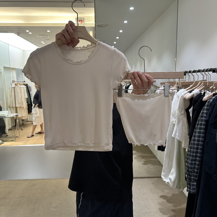 VEGETABLE韓國直郵實拍女士新品休閑熱賣推薦時尚人氣套裝VEGETABLE套裝圖色2米色