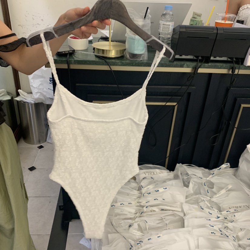 VIRKIN韓國直郵女士新品推薦熱賣時尚人氣26夏季吊帶背心緊身VIRKIN吊帶/背心
