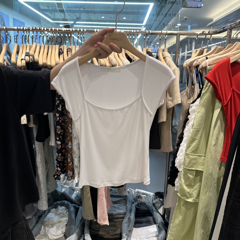 HONG.U韓國直郵女裝新品時尚人氣休閑推薦熱賣T恤假兩件HONG.UT恤圖色1