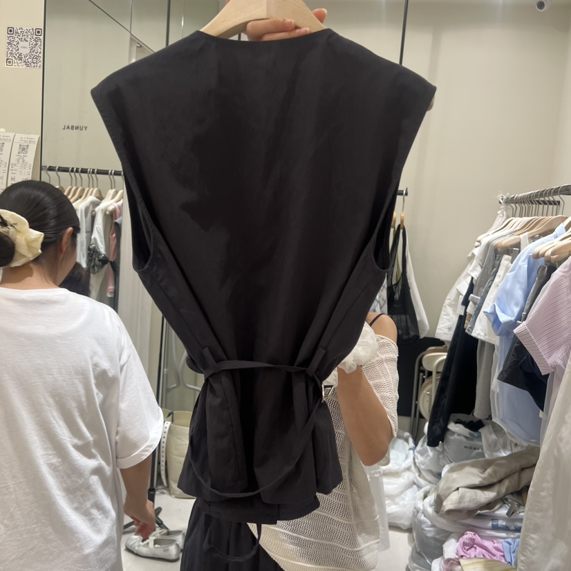 YUNBAL韓國東大門直郵女士新款推薦熱賣休閑時尚馬甲含繩YUNBAL馬甲
