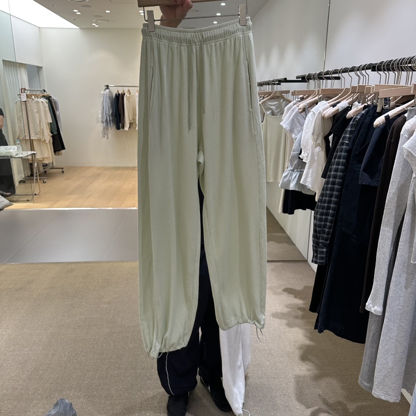 VEGETABLE韓國東大門直郵女裝新品26夏季推薦時尚人氣休閑褲VEGETABLE休閑褲圖色2