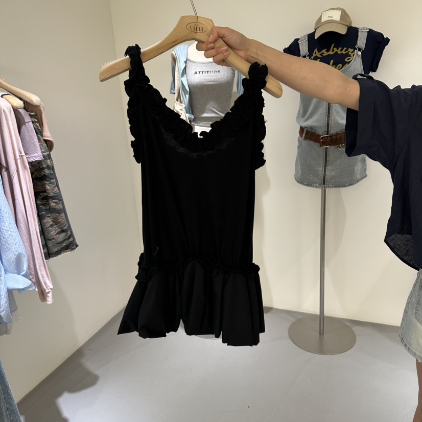 VAULT韓國直郵實拍女裝新品推薦時尚人氣熱賣26夏季吊帶背心VAULT吊帶/背心圖色3