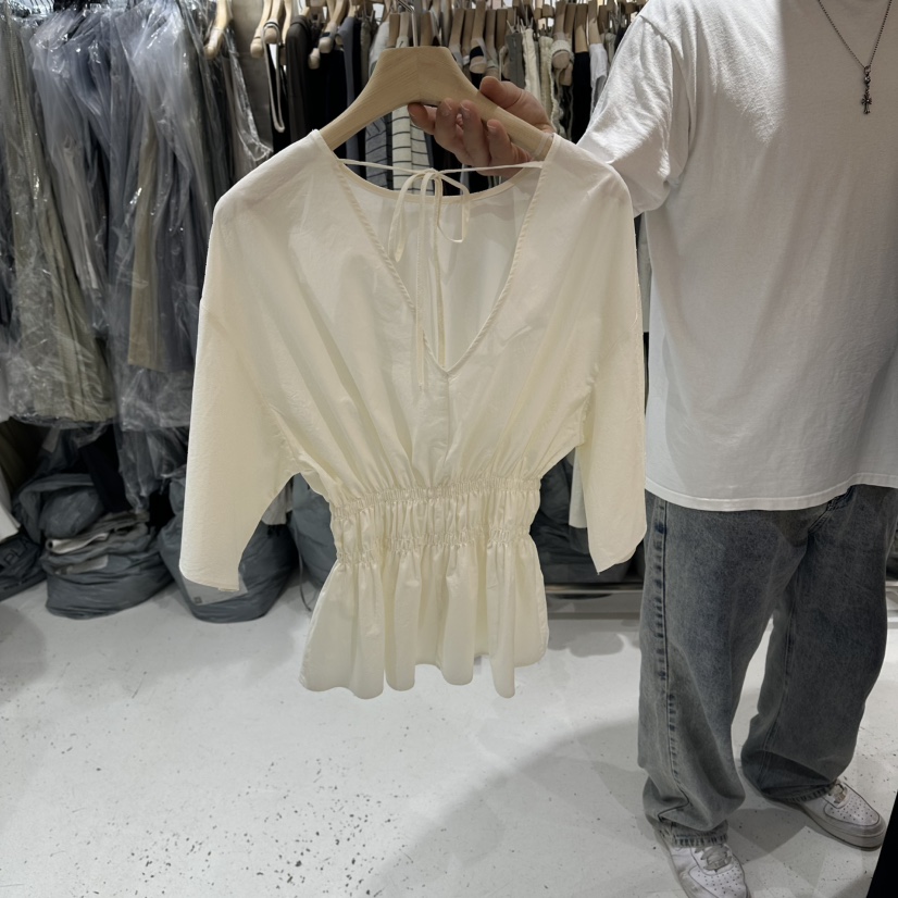 J SHOP韓國東大門代購女裝新品休閑時尚人氣熱賣襯衫蕾絲衫J_SHOP襯衫/蕾絲衫
