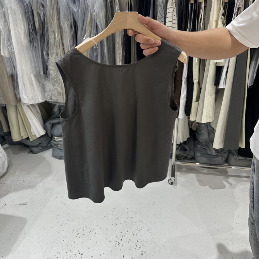 J SHOP韓國直郵女士新品時尚推薦熱賣休閑人氣26夏季吊帶背心J_SHOP吊帶/背心圖色3墨色