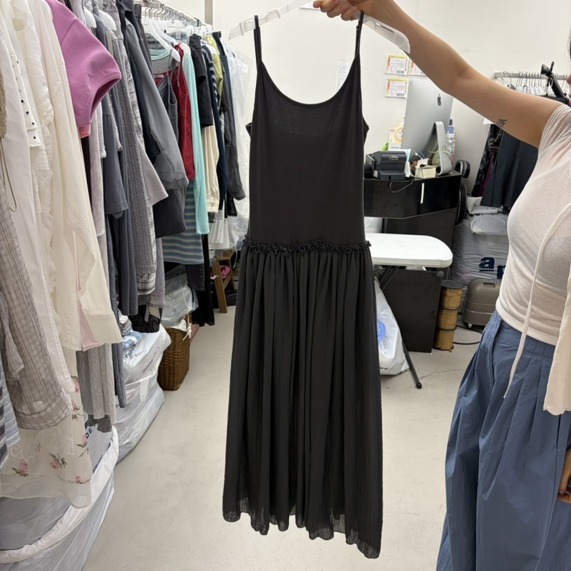 SOLD OUT韓國直郵女裝新款人氣時尚休閑推薦26夏季連衣裙SOLD OUT連衣裙圖色1