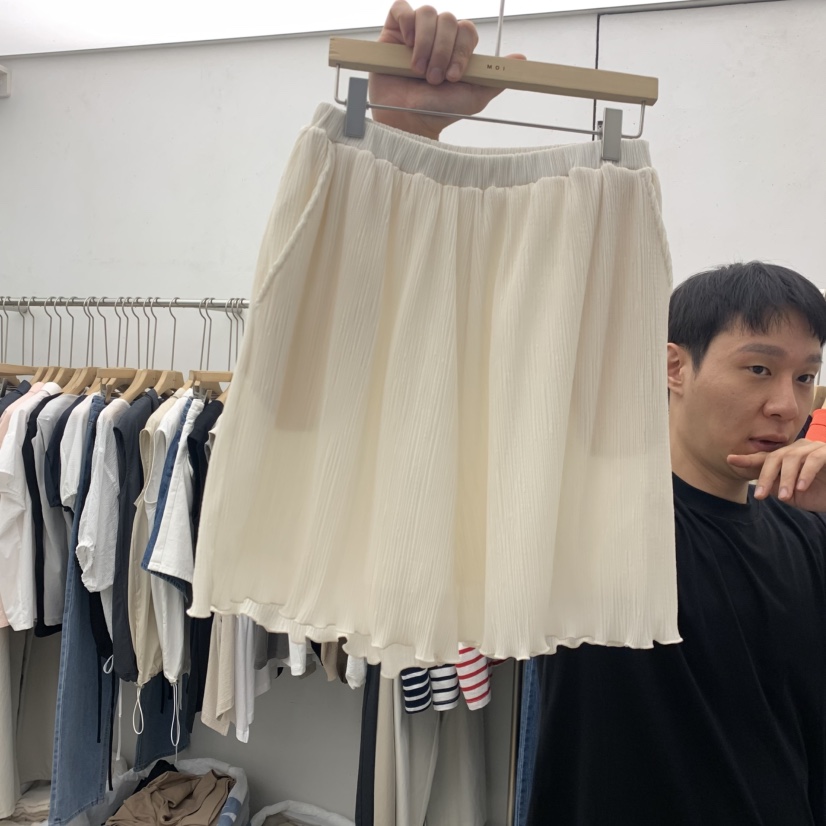 MOI-A韓國直郵女士新款時尚人氣26夏季休閑熱賣短褲褶裥MOI-A短褲圖色1