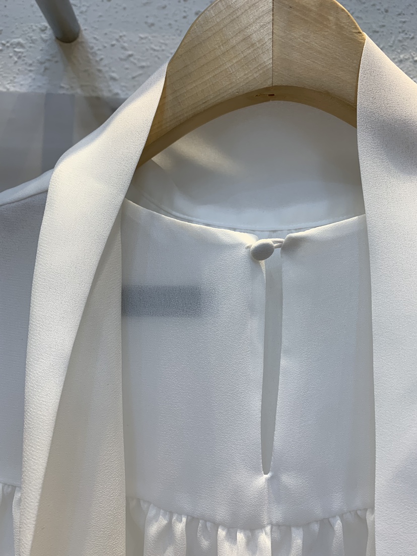 OLIVE TrEE韓國直郵女士新品26夏季人氣推薦時尚襯衫蕾絲衫OLIVE TrEE襯衫/蕾絲衫