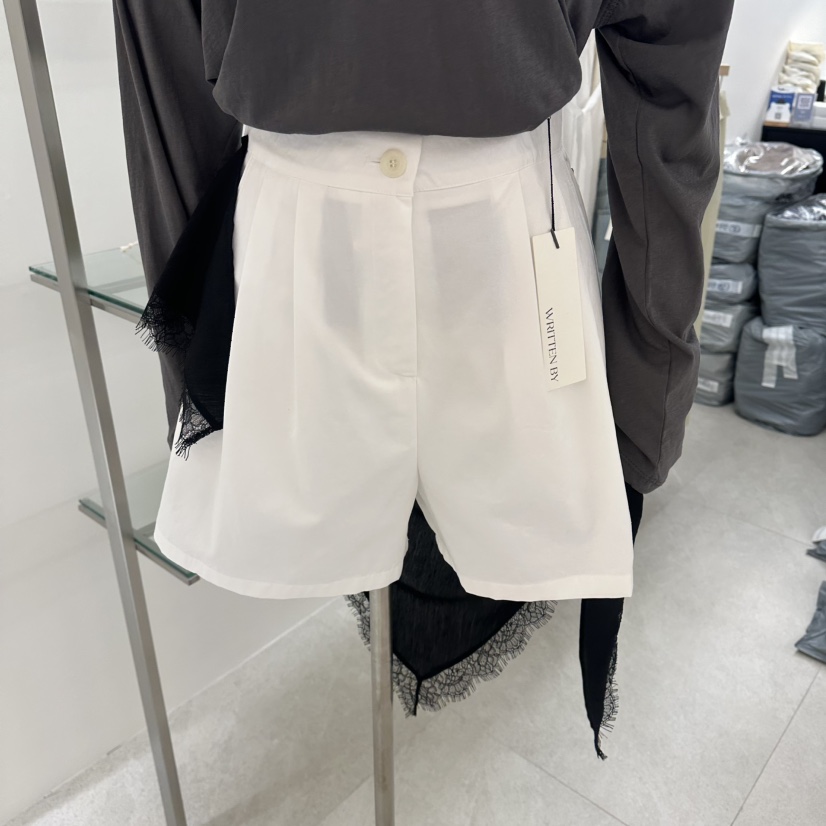 WRITTEN BY韓國代購女士新款26夏季推薦時尚熱賣人氣短褲WRITTEN BY短褲圖色1
