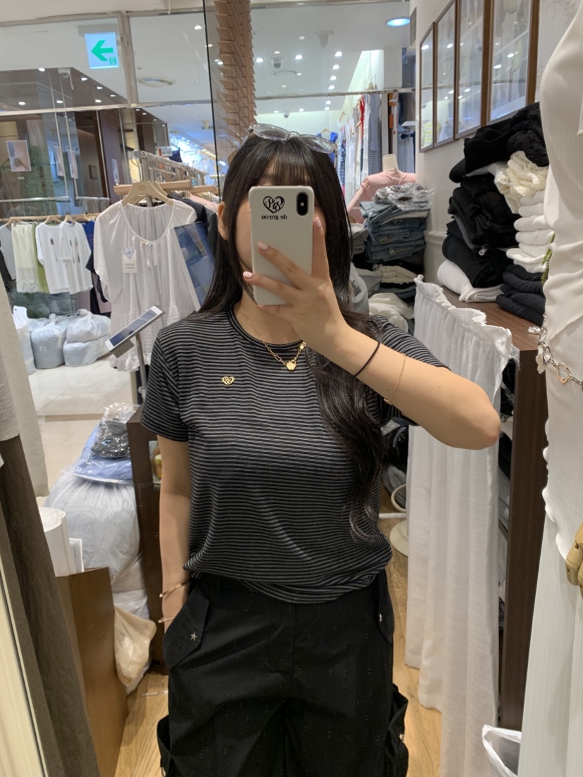 DE GO YOU東大門實拍韓國女士新品推薦時尚人氣26夏季T恤DE GO YOUT恤