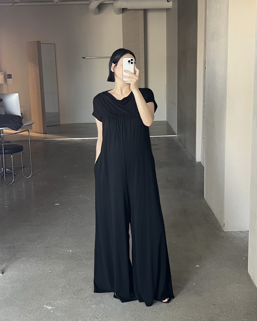 VERNI東大門實拍韓國女士新品推薦休閑時尚背帶褲不含內搭VERNI背帶褲