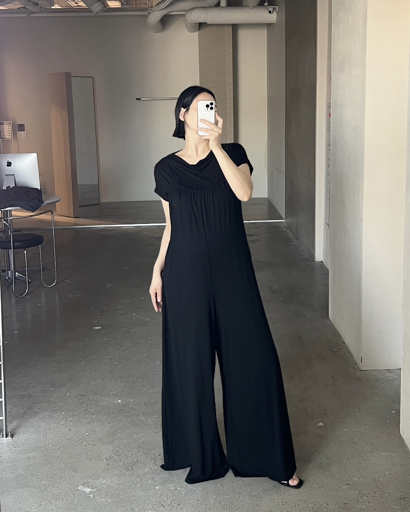 VERNI東大門實拍韓國女士新品推薦休閑時尚背帶褲不含內搭VERNI背帶褲