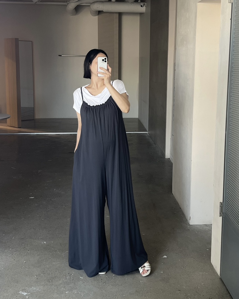 VERNI東大門實拍韓國女士新品推薦休閑時尚背帶褲不含內搭VERNI背帶褲