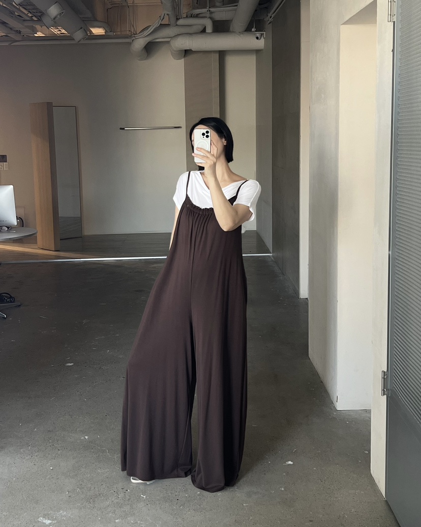 VERNI東大門實拍韓國女士新品推薦休閑時尚背帶褲不含內搭VERNI背帶褲