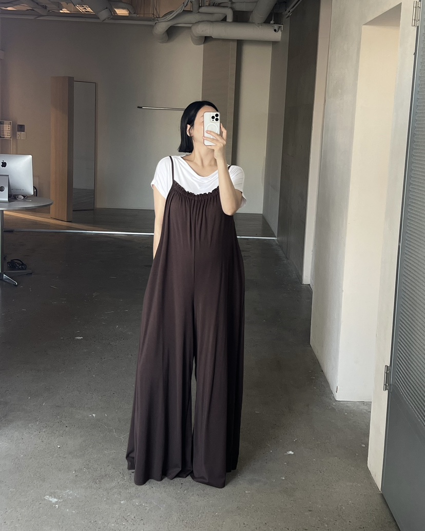 VERNI東大門實拍韓國女士新品推薦休閑時尚背帶褲不含內搭VERNI背帶褲
