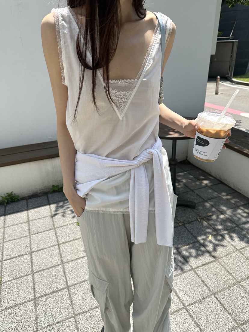 BOWIE韓國直郵實拍女裝新品熱賣26夏季推薦時尚吊帶背心蕾絲BOWIE吊帶/背心