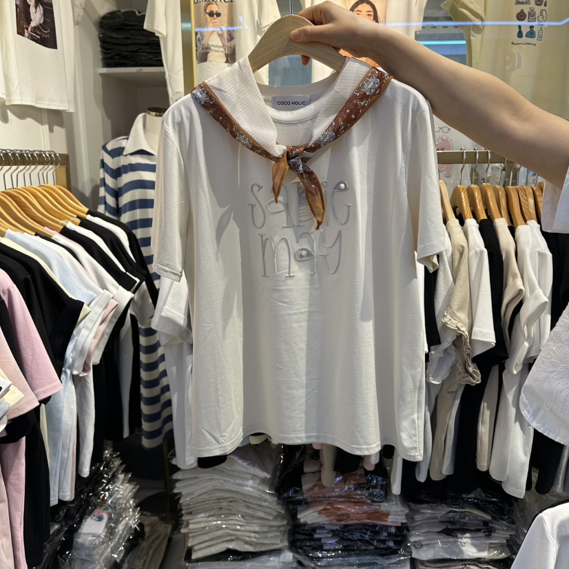 COCO HOLIC韓國代購女士新品推薦人氣時尚T恤含圍巾套裝COCO HOLICT恤圖色1