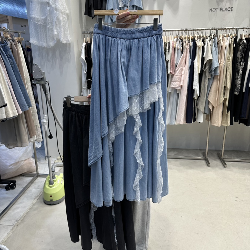 HOT PLACE/DREAM GIRIS/HOT ISSUE韓國東大門代購女裝新品推薦長裙撞色蕾絲HOT PLACE/DREAM GIRIS/HOT ISSUE長裙圖色1