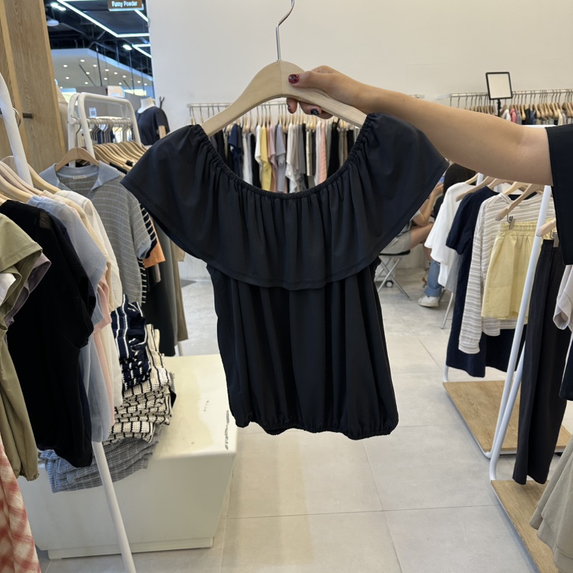 FUNNY POWDER韓國直郵實拍女裝新品熱賣休閑襯衫蕾絲衫露肩THE FUNNY襯衫/蕾絲衫圖色4