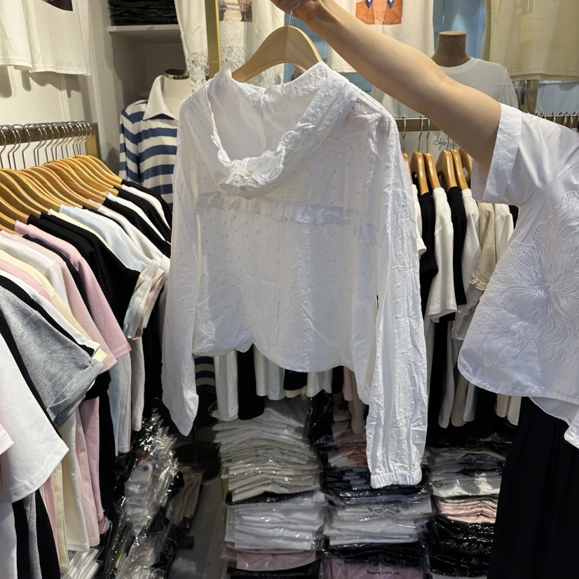 COCO HOLIC韓國東大門代購女士新品人氣衛衣荷葉邊連帽衫COCO HOLIC衛衣