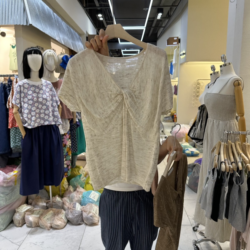 HIPTIQUE韓國代購女士新款時尚人氣熱賣26夏季休閑T恤絲帶HIPTIQUET恤圖色1