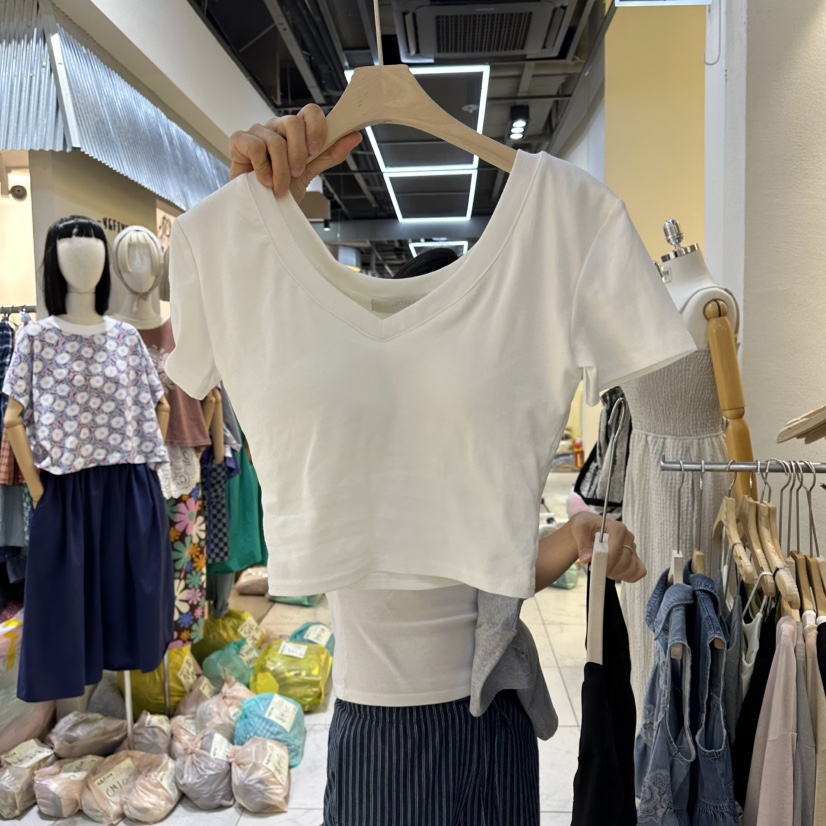 HIPTIQUE韓國東大門代購女裝新品人氣休閑時尚熱賣推薦T恤HIPTIQUET恤圖色1