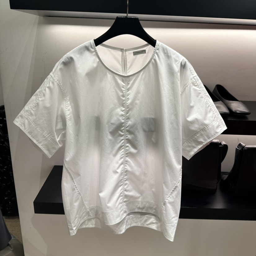 FEBRUARY 11東大門實拍韓國女士新品熱賣襯衫蕾絲衫圓領FEBRUARY 11襯衫/蕾絲衫圖色1