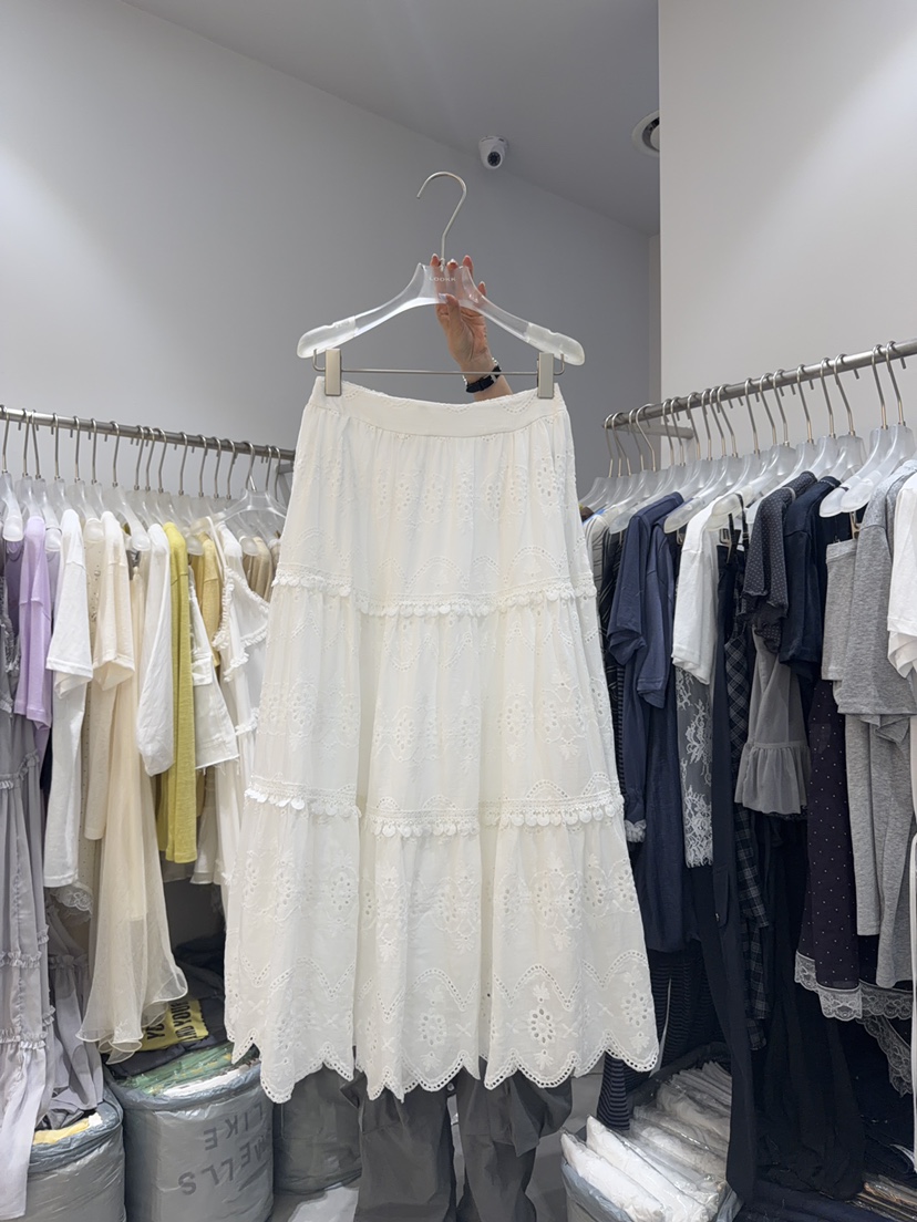 LOOKK/MIMME韓國東大門代購女裝新品時尚推薦熱賣長裙刺繡LOOKK/MIMME長裙圖色1