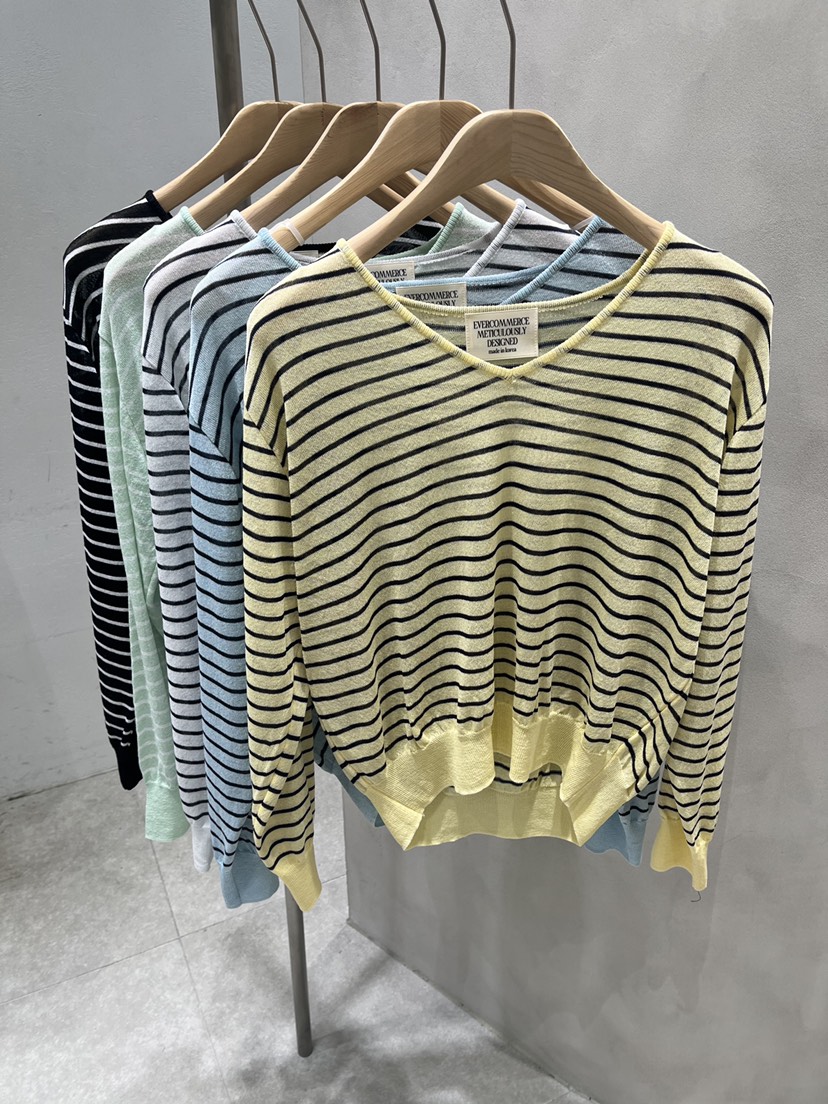 EVERCOMMERCE METICULOUSLY DESIGNED韓國代購女士新款針織衫條紋EVERCOMMERCE METICULOUSLY DESIGNED針織衫