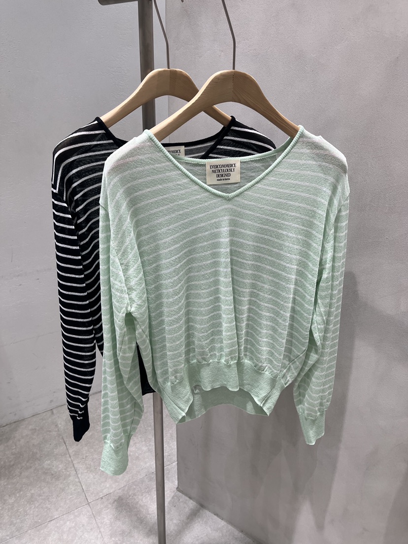 EVERCOMMERCE METICULOUSLY DESIGNED韓國代購女士新款針織衫條紋EVERCOMMERCE METICULOUSLY DESIGNED針織衫