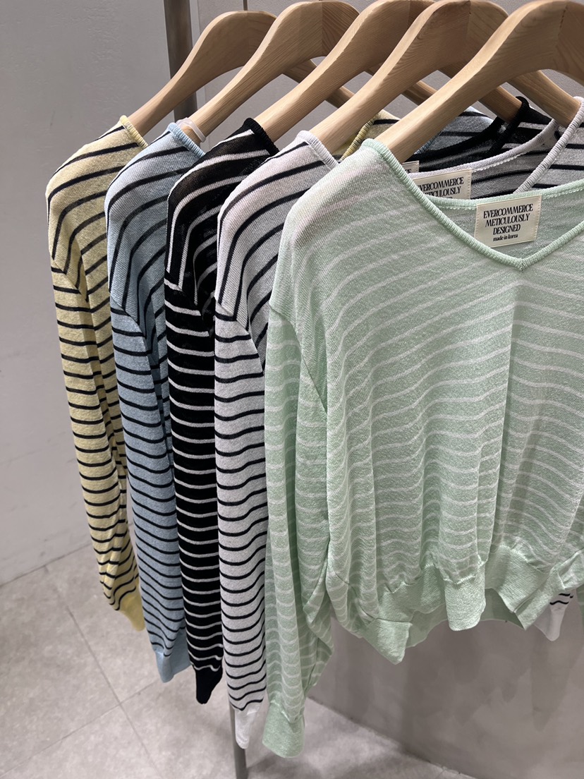 EVERCOMMERCE METICULOUSLY DESIGNED韓國代購女士新款針織衫條紋EVERCOMMERCE METICULOUSLY DESIGNED針織衫