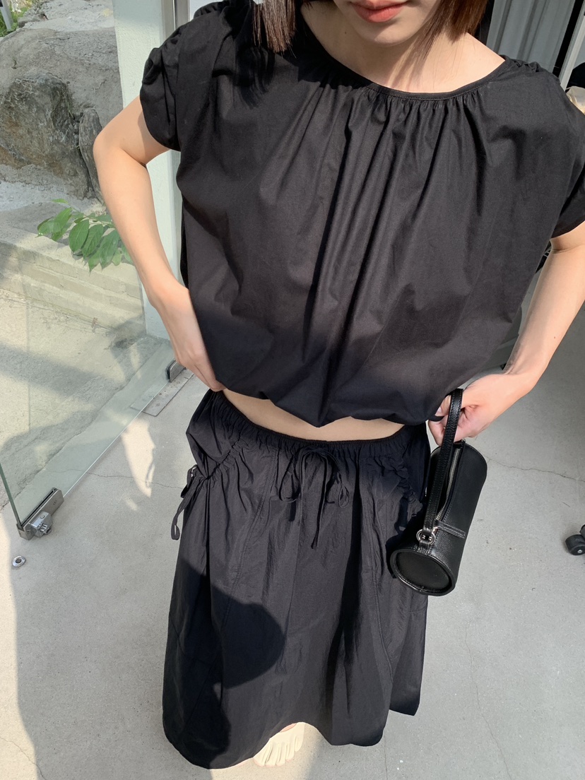 LOGARDEN東大門實拍韓國女士新款推薦時尚人氣休閑吊帶背心LO GARDEN吊帶/背心圖色1