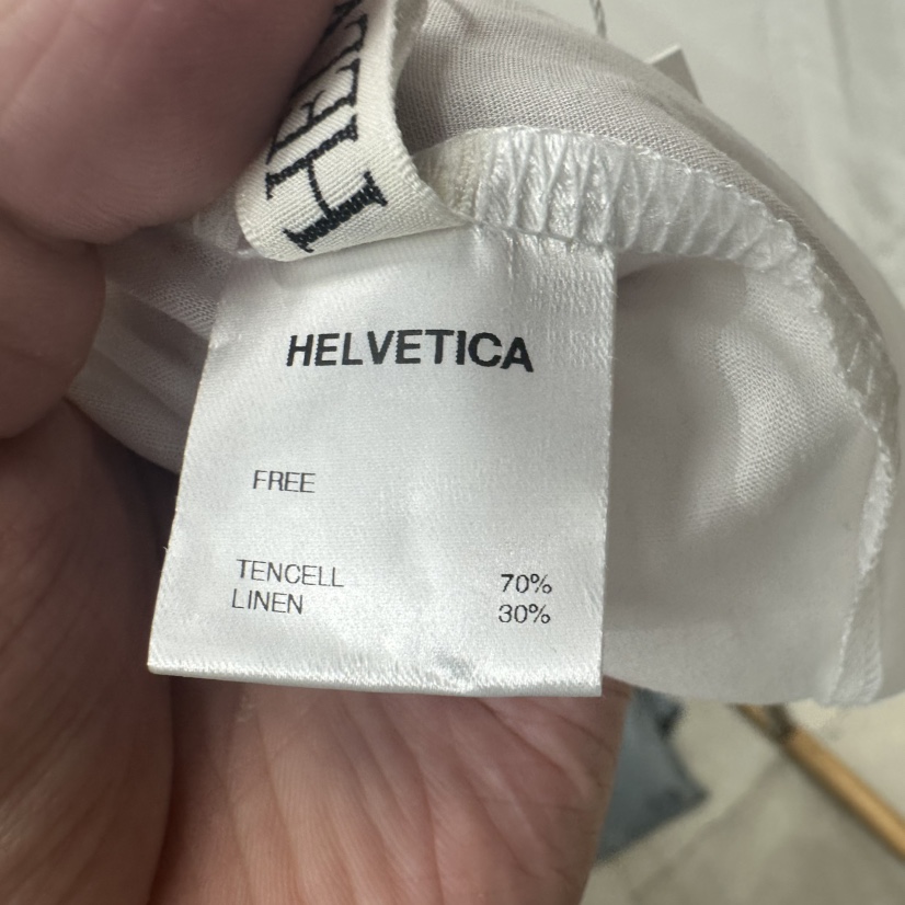 HELVETICA韓國直郵實拍女士新款推薦熱賣時尚人氣襯衫蕾絲衫HELVETICA襯衫/蕾絲衫