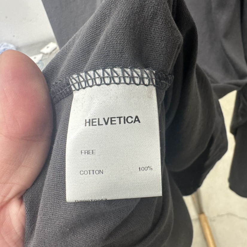 HELVETICA韓國東大門代購女裝新款休閑時尚推薦熱賣長袖T恤HELVETICA長袖T恤