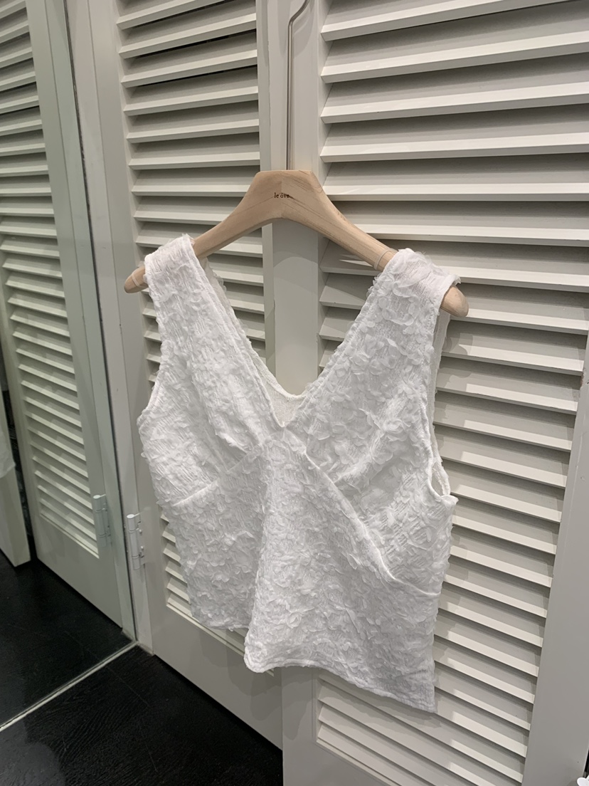 LE OVE/VERDI韓國東大門代購女士新品人氣時尚吊帶背心LE OVE/VERDI吊帶/背心圖色1
