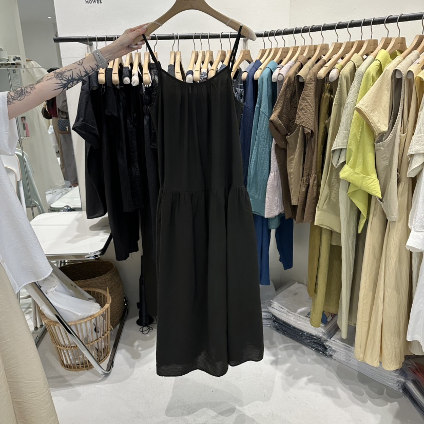 MOWER韓國直郵女裝新品時尚熱賣26夏季休閑人氣連衣裙柔軟MOWER連衣裙圖色2